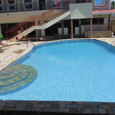 Diplomat Diani Beach Resort Dış mekan fotoğraf