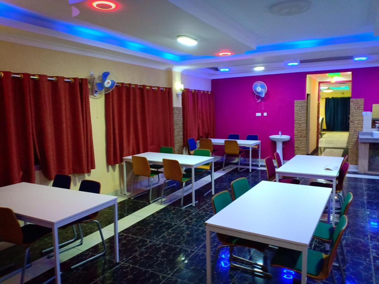 Diplomat Diani Beach Resort Dış mekan fotoğraf