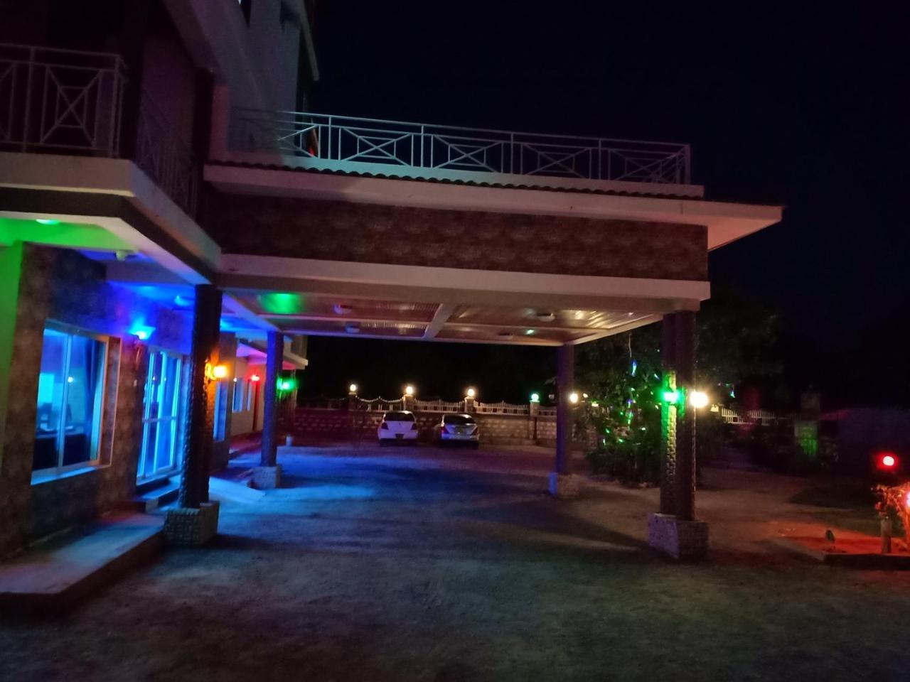 Diplomat Diani Beach Resort Dış mekan fotoğraf