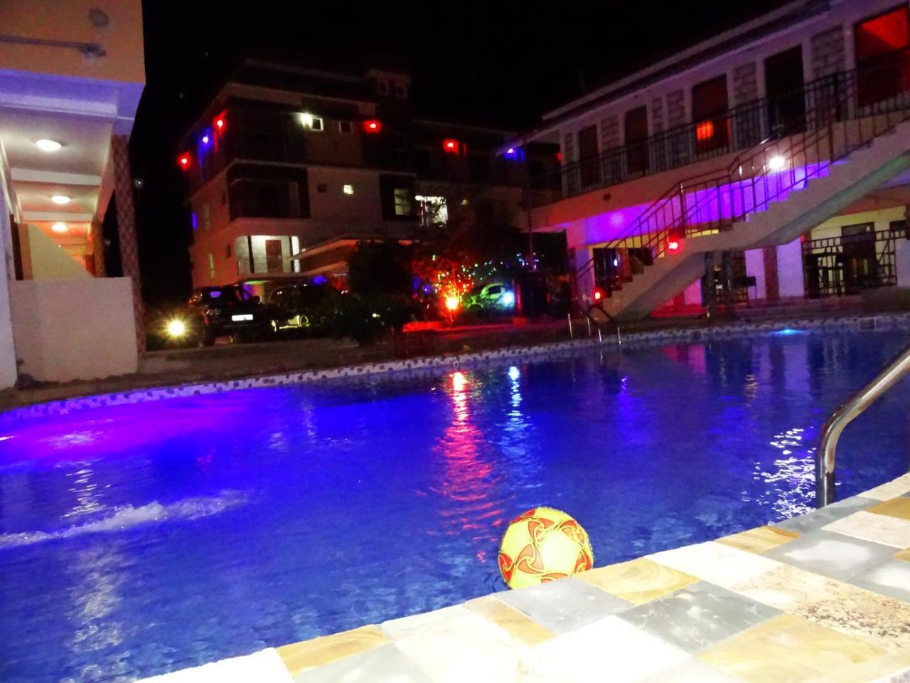 Diplomat Diani Beach Resort Dış mekan fotoğraf