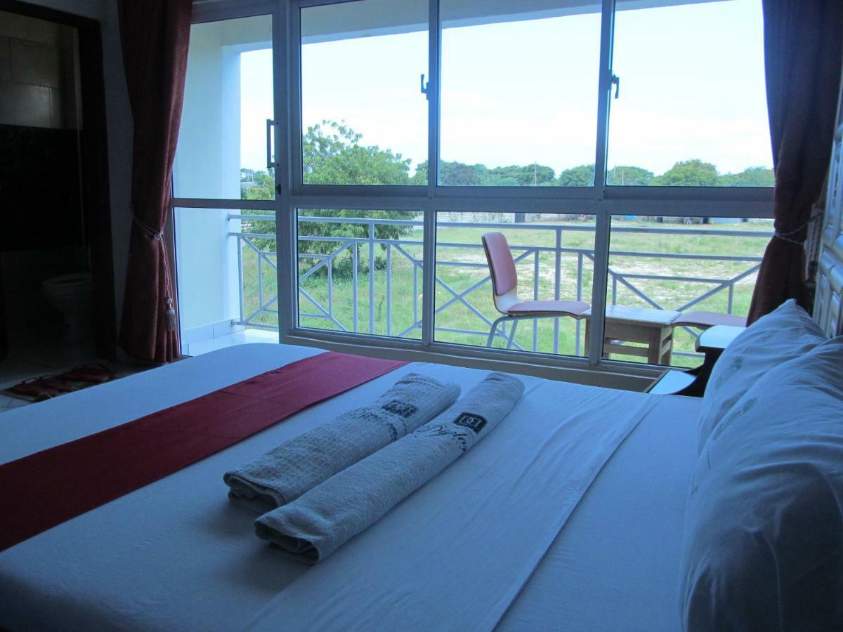Diplomat Diani Beach Resort Dış mekan fotoğraf