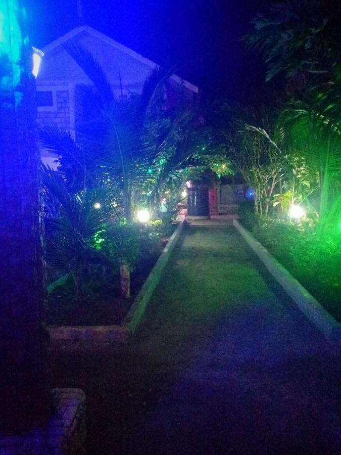 Diplomat Diani Beach Resort Dış mekan fotoğraf